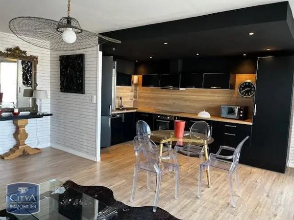 Appartement à louer 3 pièces 67.98m²