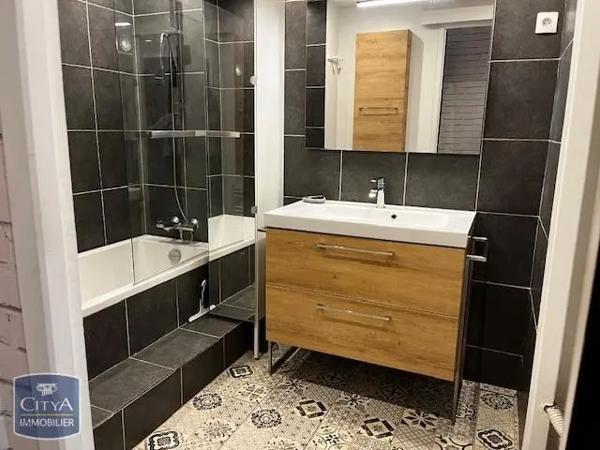 Appartement à louer 3 pièces 67.98m²