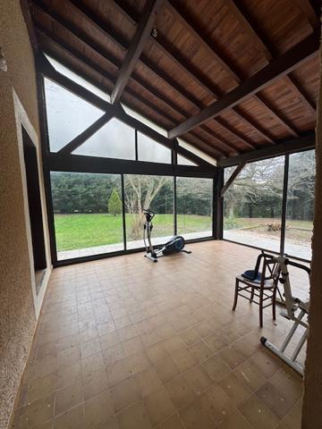 Beau corps de ferme comprenant 3 logements en pleine nature Saissac (11310)