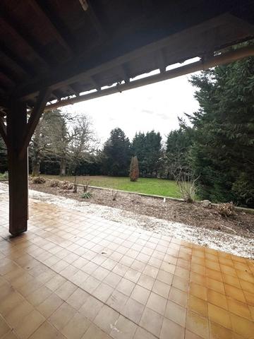 Beau corps de ferme comprenant 3 logements en pleine nature Saissac (11310)