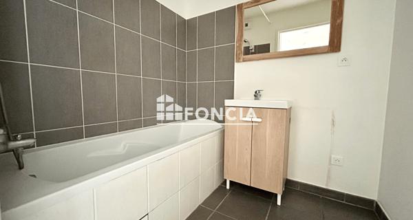 À vendre Appartement 3 pièces 63.99 m² - Pertuis 84120