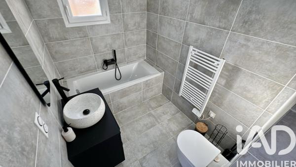 Location maison 6 pièces 137 m² Montamisé