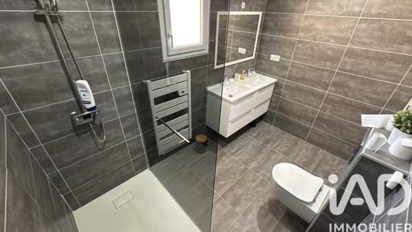 Location maison 6 pièces 137 m² Montamisé