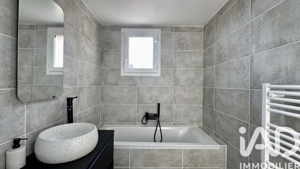 Location maison 6 pièces 137 m² Montamisé