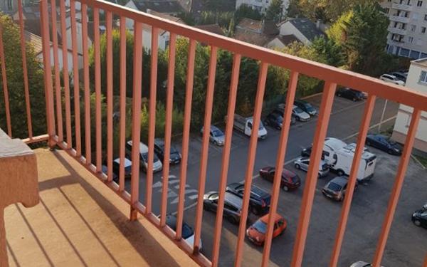 Appartement à louer    3 pièces • 53,69 m2 Bourg-la-Reine