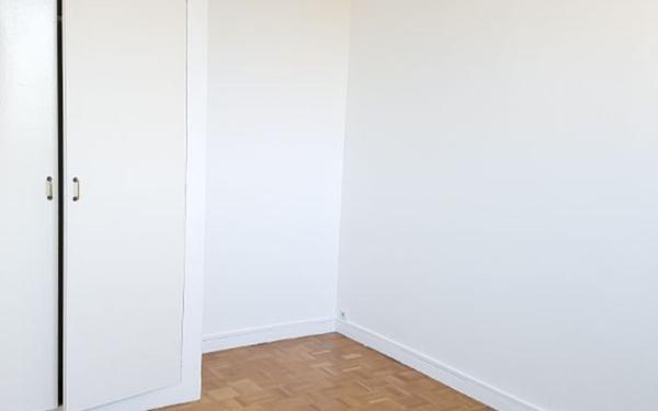 Appartement à louer    3 pièces • 53,69 m2 Bourg-la-Reine