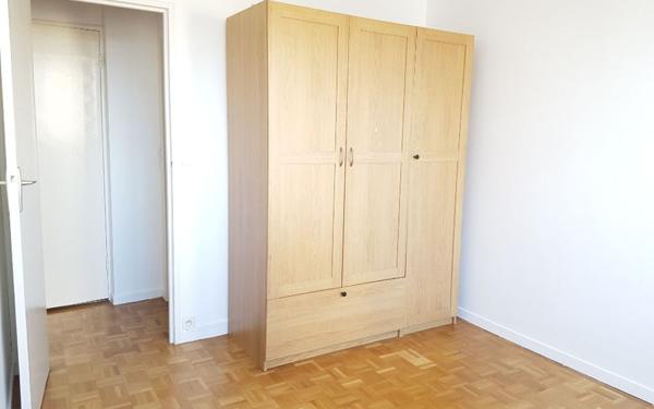 Appartement à louer    3 pièces • 53,69 m2 Bourg-la-Reine