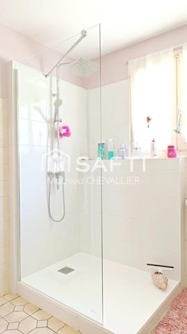 Jardin, sous-sol complet et combles aménageables