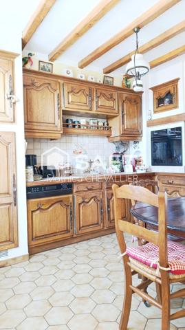 Jardin, sous-sol complet et combles aménageables