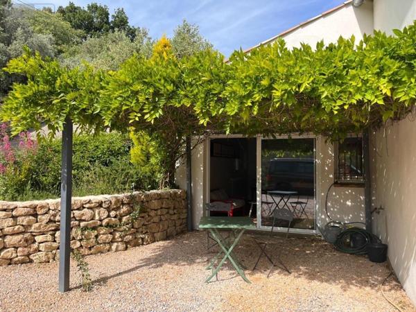 Maison à vendre à Villeneuve dans les Alpes-de-Haute-Provence (04180), ref : 04022-126