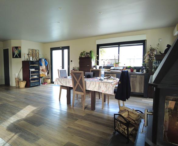 Maison à vendre |                                       Cuves |                                        5 pièces  |  215 m²