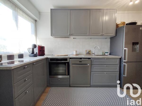 Appartement 3 pièces de 68 m² à Domont (95330)