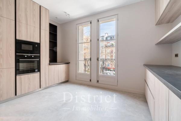 # Appartement – 90m² – Paris 7ème