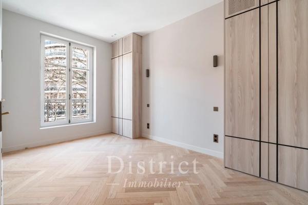 # Appartement – 90m² – Paris 7ème