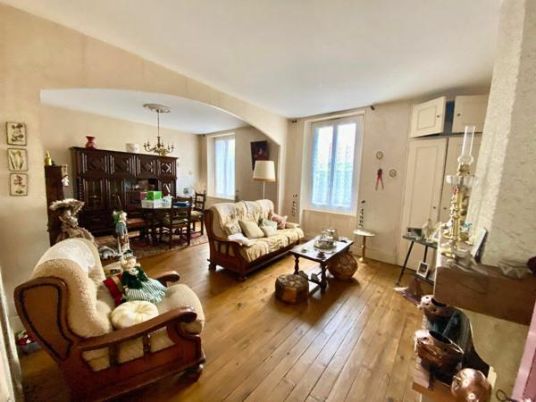 Maison à vendre    5 pièces •  Mazamet