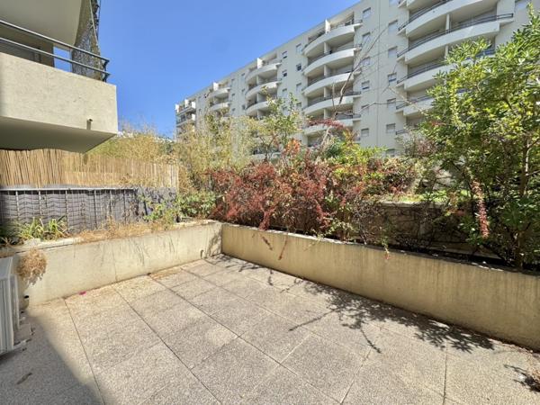 Marseille (13010) Superbe T3 avec grande terrasse et balcon