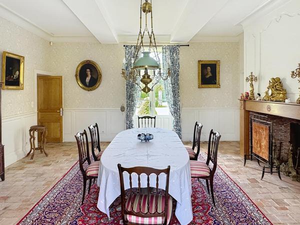 Propriété rénovée dans les règles de l'art, sur 1,3 Ha.