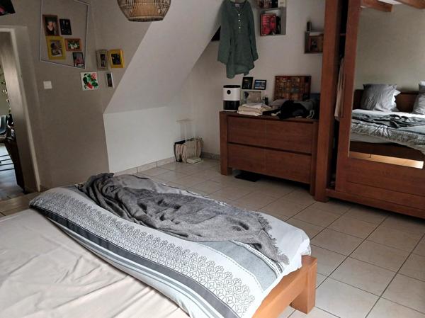 Maison 3 chambres, terrain dépendances et piscine