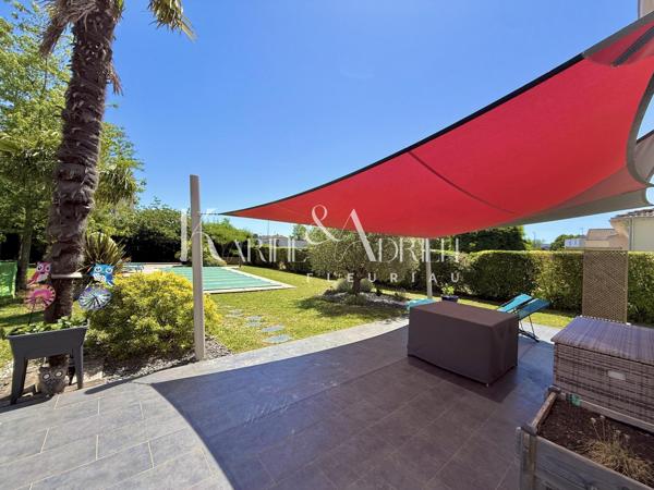 Maison 4 chambres, garage, jardin et piscine