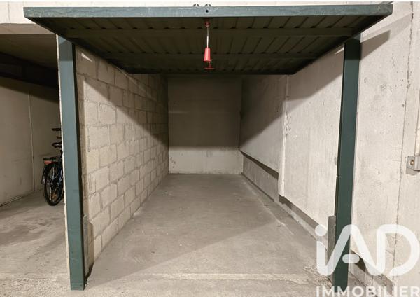 Parking à vendre 11 m² Paris 20