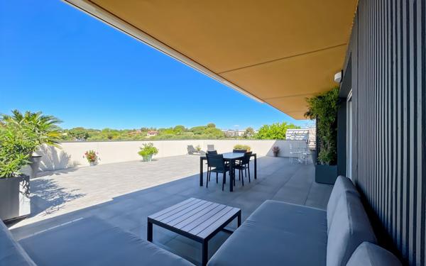 Appartement à vendre    3 pièces • 86,30 m2 Fréjus