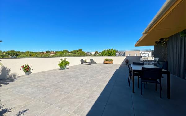 Appartement à vendre    3 pièces • 86,30 m2 Fréjus