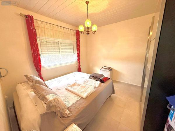 Maison à vendre à Saint-Paul à la Réunion (97460), ref : 97424/50   
FLEURIMONT