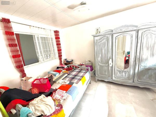 Maison à vendre à Saint-Paul à la Réunion (97460), ref : 97424/50   
FLEURIMONT