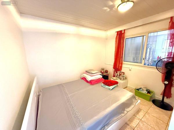 Maison à vendre à Saint-Paul à la Réunion (97460), ref : 97424/50   
FLEURIMONT