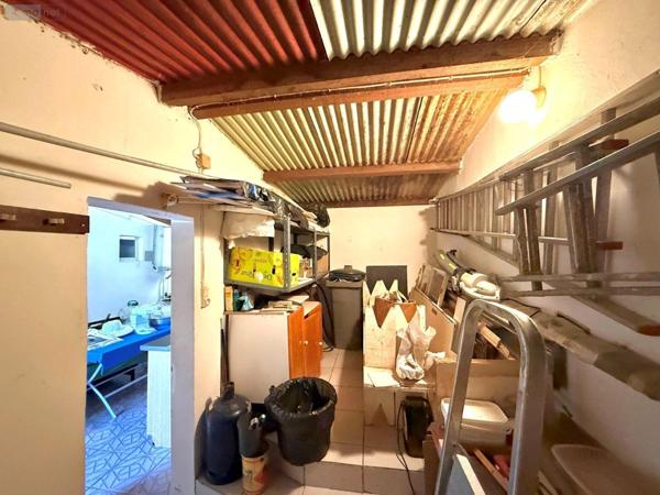 Maison à vendre à Saint-Paul à la Réunion (97460), ref : 97424/50   
FLEURIMONT