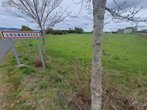 Terrain à Batir à vendre à Val-d'Arcomie dans le Cantal (15320), ref : 044/689