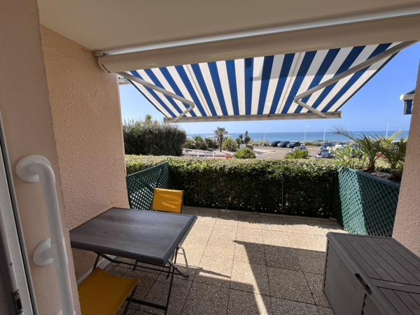 APPARTEMENT FACE MER