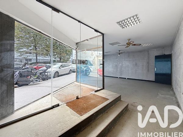 Murs commerciaux  à vendre 134 m² Paris 18