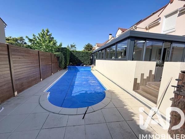Maison à vendre 6 pièces 179 m² Longjumeau