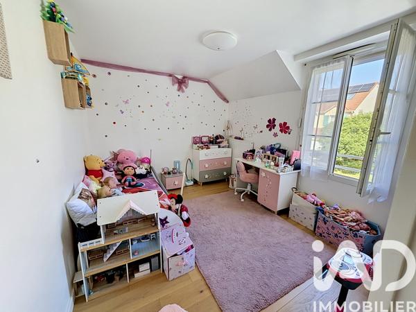 Maison à vendre 6 pièces 179 m² Longjumeau