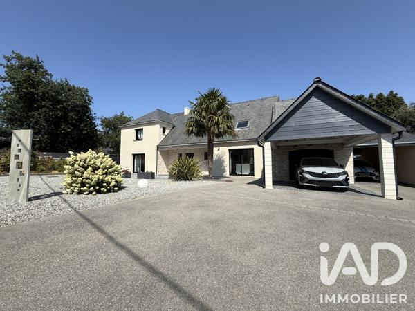 Maison à vendre 8 pièces 228,03 m² Kervignac
