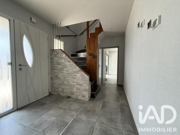 Maison à vendre 8 pièces 228,03 m² Kervignac