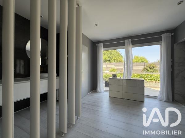 Maison à vendre 8 pièces 228,03 m² Kervignac