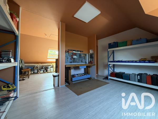 Maison à vendre 8 pièces 228,03 m² Kervignac