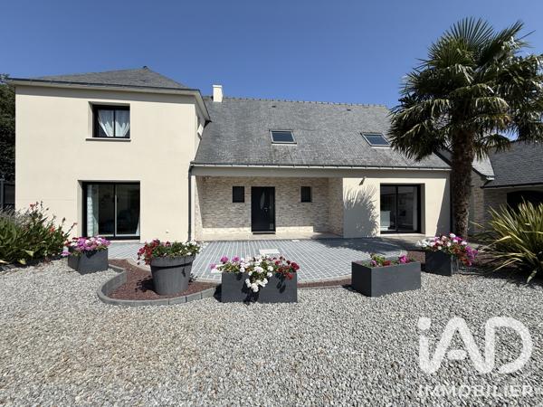 Maison à vendre 8 pièces 228,03 m² Kervignac