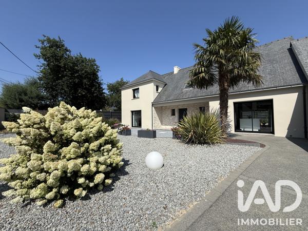 Maison à vendre 8 pièces 228,03 m² Kervignac