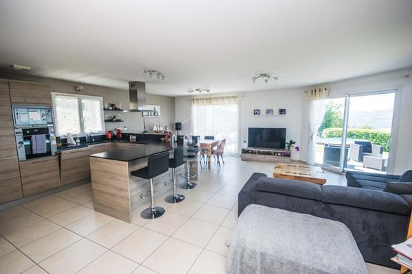 Maison 4 pièces 107 m² avec piscine et vue montagne proche Genève