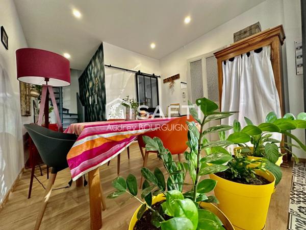 Très jolie maison entièrement rénovée 5 pièces, avec garage et jardin