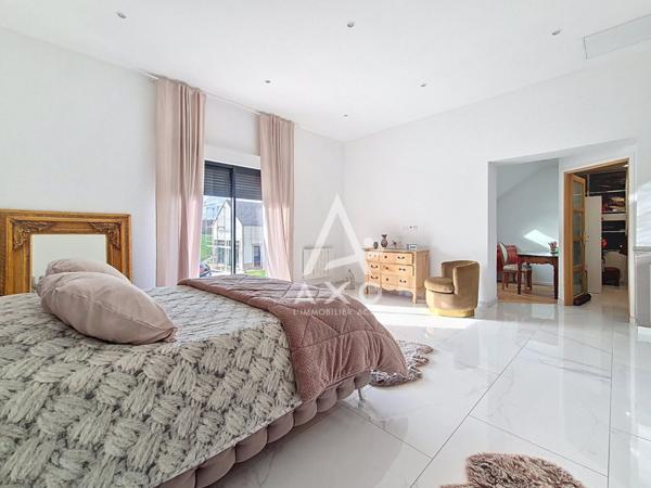 Maison familiale récente 2023  Plus de 220 m²  4 chambres  À moins de 10 minutes de Beauvais