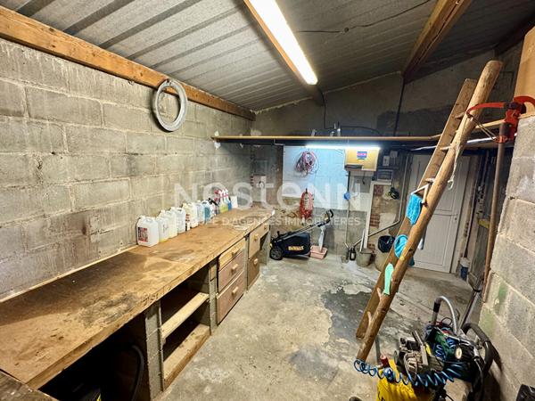 A vendre - Maison de caractère - 176 m² - 4 chambres - jardin clos - Proche Doué-en-Anjou - D6087