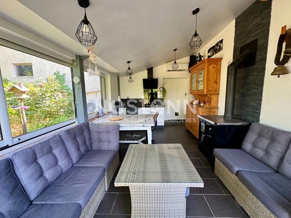 A vendre - Maison de caractère - 176 m² - 4 chambres - jardin clos - Proche Doué-en-Anjou - D6087
