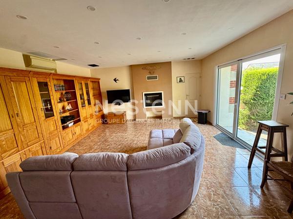 A vendre - Maison de caractère - 176 m² - 4 chambres - jardin clos - Proche Doué-en-Anjou - D6087