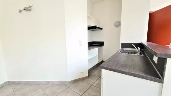 Location                                                      Appartement
                        
                     2 pièces                      36 m2                     à Albi