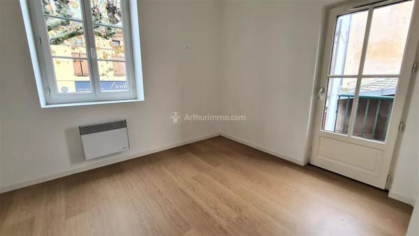 Location                                                      Appartement
                        
                     2 pièces                      36 m2                     à Albi