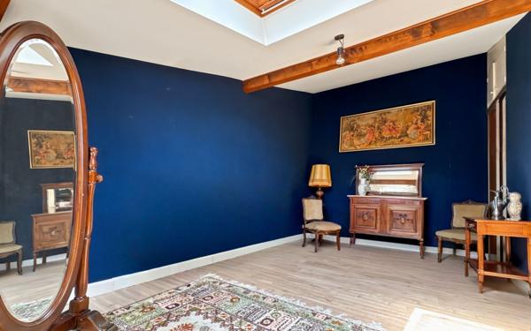 Appartement à vendre    4 pièces • 137,56 m2 Périgueux